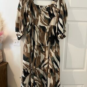 Elegant Brown and Black Patterned Dress